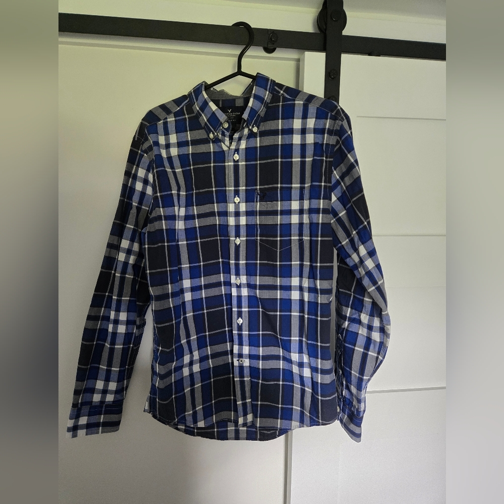 American Eagle plaid shirt